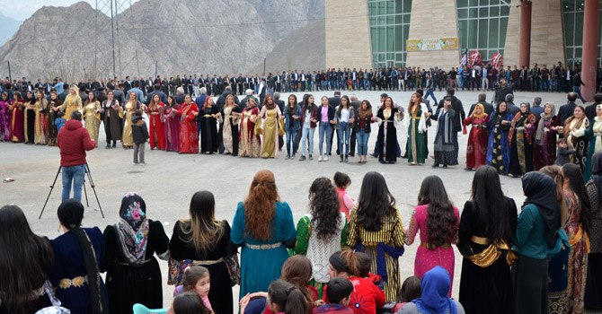 Özkan ailesinin mutlu günü