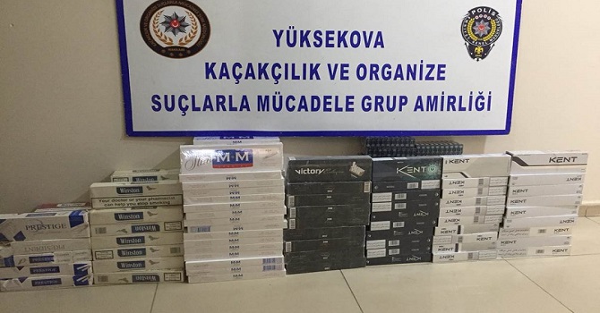 Yüksekova'da kaçak sigara ve silah ele geçirildi