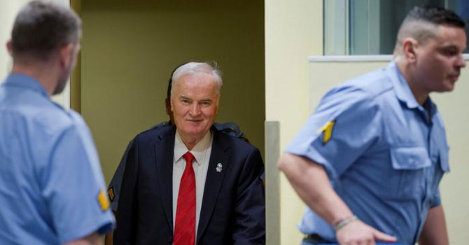 Srebrenitsa: Mladiç soykırımdan suçlu bulundu