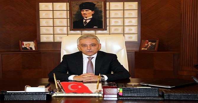 Hakkari Valisi Toprak'tan 25 kasım mesajı