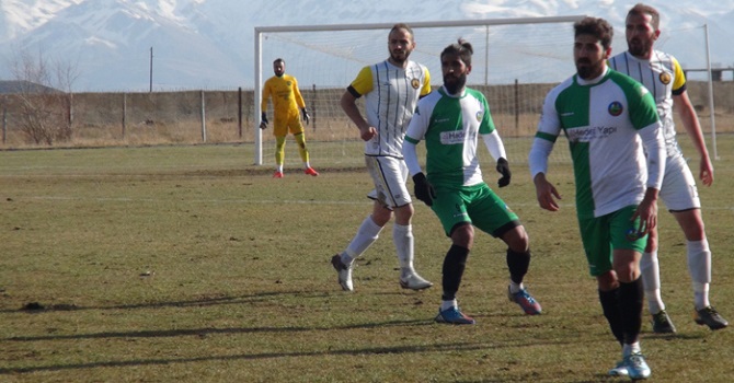 Yüksekova Belediyespor: 1 Ağrı 1970 SK: 2