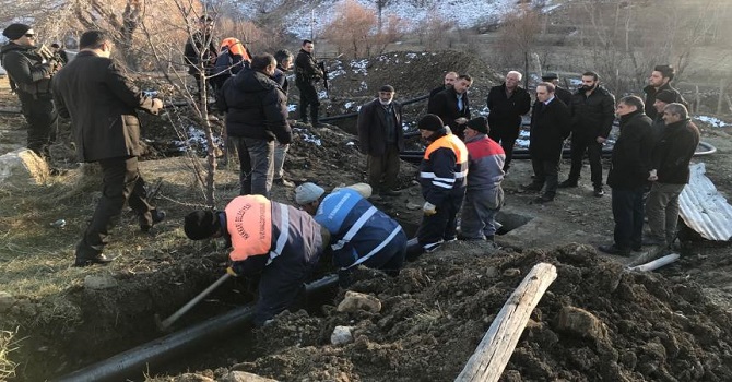 Hakkari'de Sondaj çalışmaları devam ediyor
