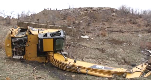 Şemdinli'de güdümlü füze saldırısı:1 işçi hayatını kaybetti