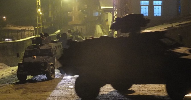 Çukurca'da gözaltına alınan 4 kişiden 2'si tutuklandı