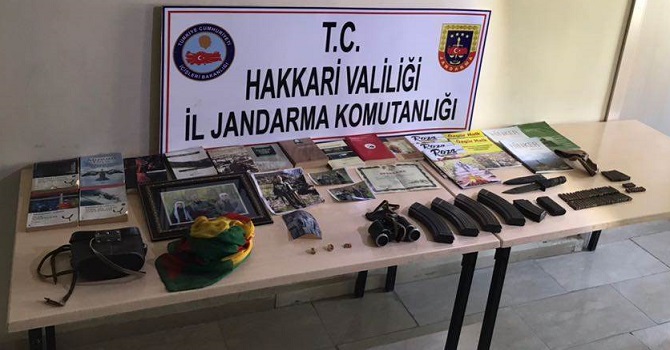 Yüksekova ve Şemdinli'de el bombaları ve çeşitli silahlara ait fişekler ele geçirildi