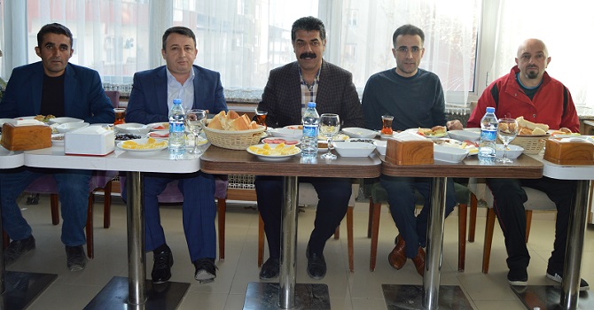 Hakkari VEDAŞ engellileri kahvaltıda buluşturdu