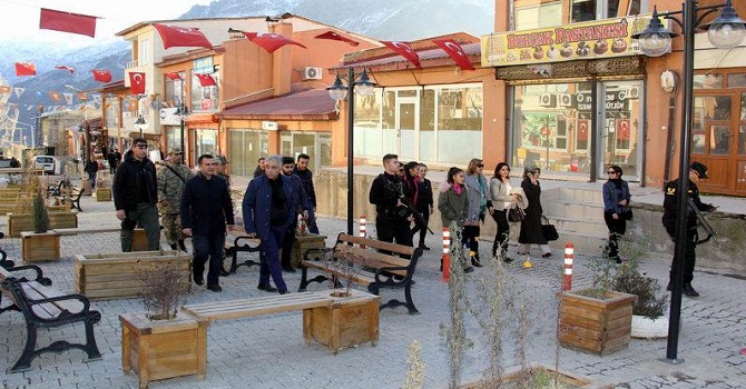 Vali Toprak'tan Şemdinli İlçesine Ziyaret