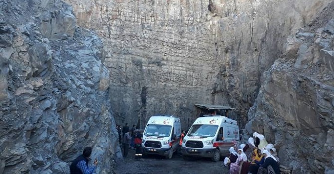 Şırnak’ta grizu patlaması: 3 işçi mahsur