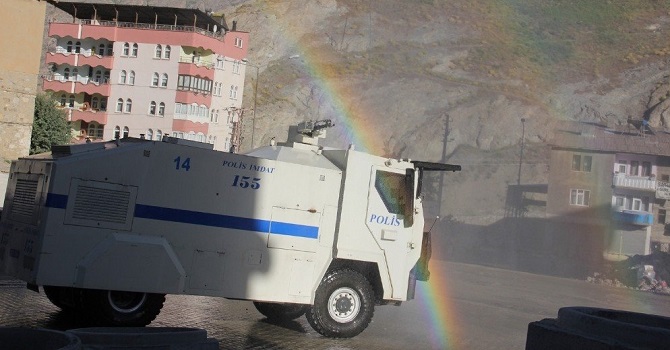 Hakkari'de gösteri ve yürüyüşler yasaklandı