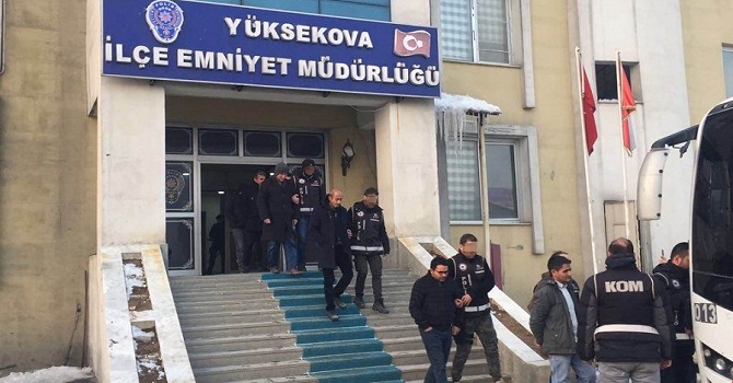 Yüksekova'da operasyon: 15 kişi gözaltına alındı