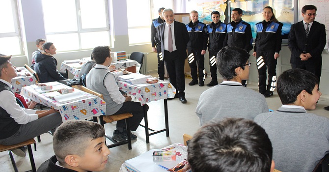 Hakkari’de Şehit Polislerin adını taşıyan kütüphane açıldı