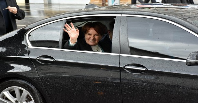 Akşener: Cumhurbaşkanlığı seçimi 2019'a kalmaz