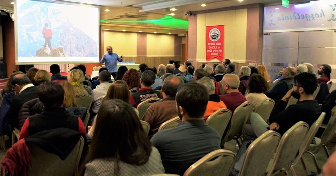 Tansu, Mersin ve Adana'da Hakkari'yi tanıttı