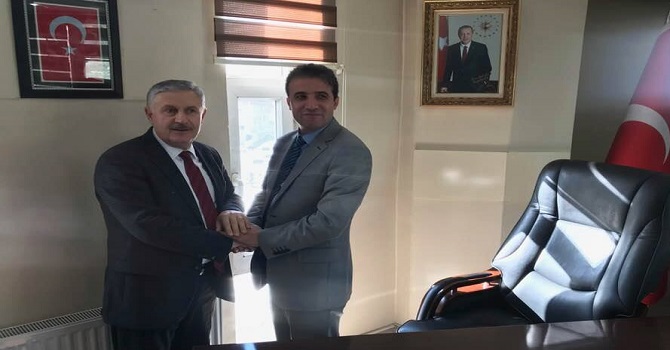 Eski Milletvekili Özbek'ten Başkan Tekin'e Tebrik Ziyareti