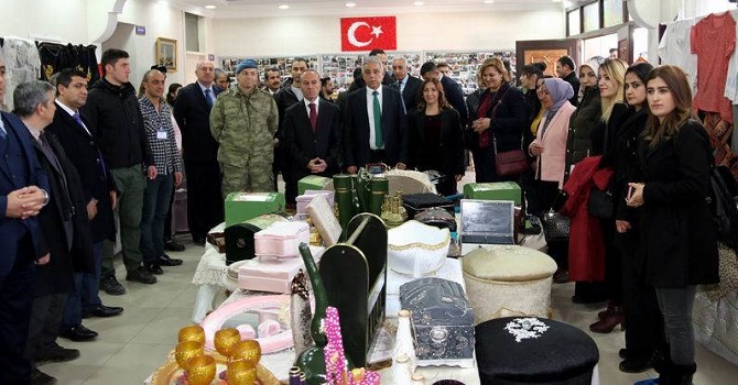 Hakkari Valisi Toprak Yüksekova'yı Ziyaret Etti