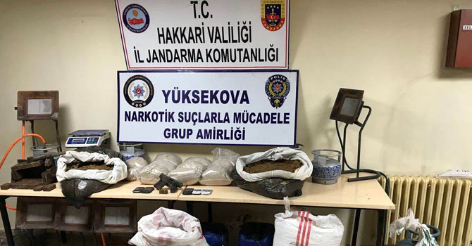 Yüksekova'da uyuşturucu imalathanesine operasyon