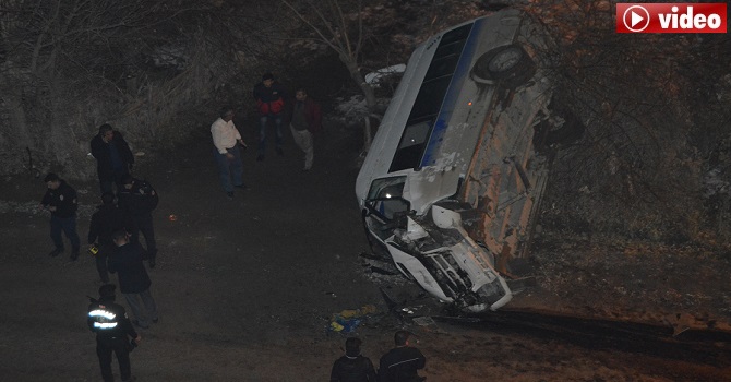 Hakkari'de feci kaza: 1 ölü, 4 yaralı
