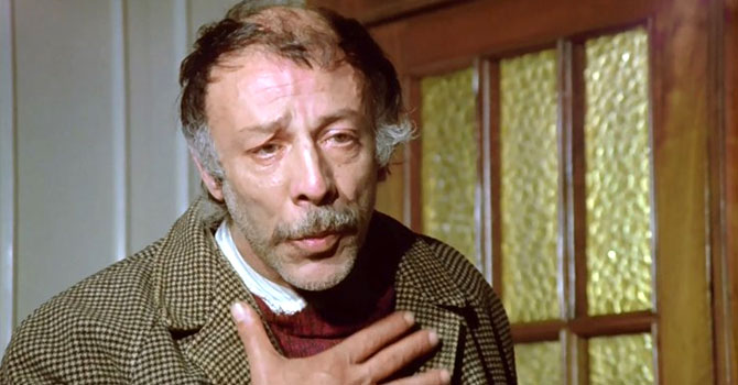 Usta oyuncu Münir Özkul vefat etti