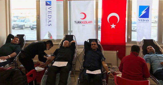VEDAŞ çalışanlarından kan bağışı…
