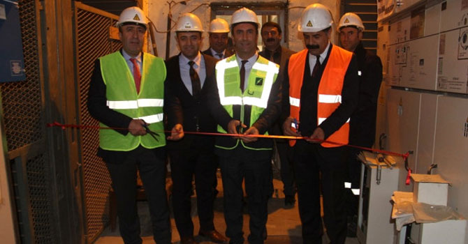 Derecik beldesine yeni elektrik hattı