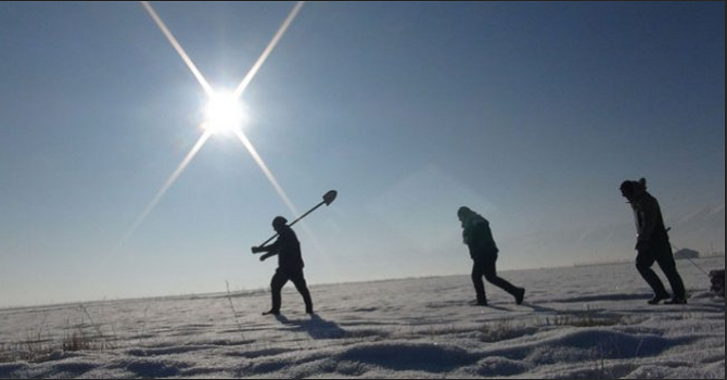 Yüksekova'da Eskimo Usulü Balık Avı