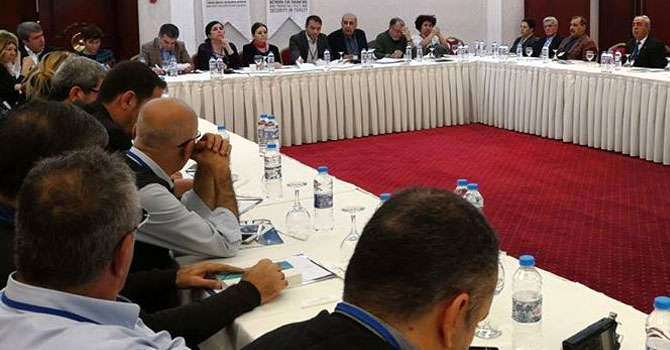 DİTAM İzmir'de 'barış' konulu çalıştay düzenledi