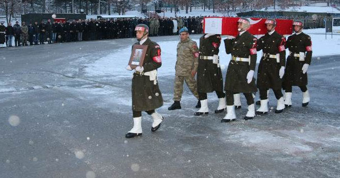 Hakkari'de Şehit asker için tören düzenlendi