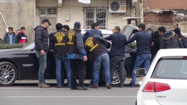 Diyarbakır'da çatışma: 2 kişi öldü, 2 kişi yaralandı