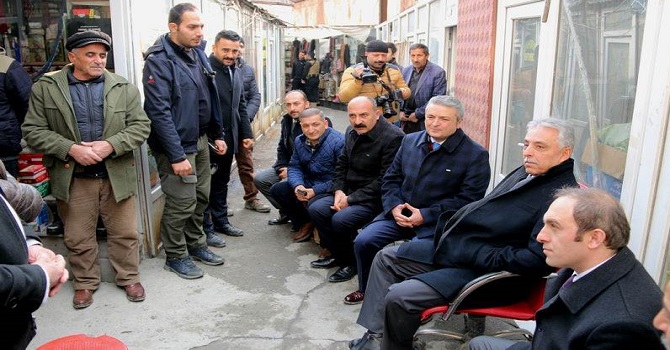 Vali Toprak, esnafı ziyaret etti