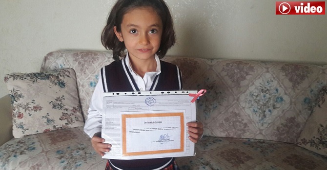 Türkiye birincisi Hakkarili Ronahi Kaya karnesini böyle aldı