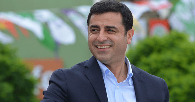 Demirtaş: TL'den kaçmayın, 30 gün daha bekleyin