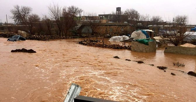 Yağmur duasına çıktılar, köyü sel aldı