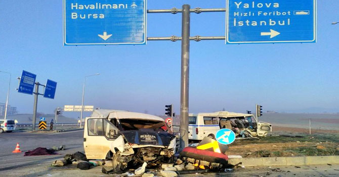 Bursa'da feci kaza: 3 kişi öldü, 32 yaralı