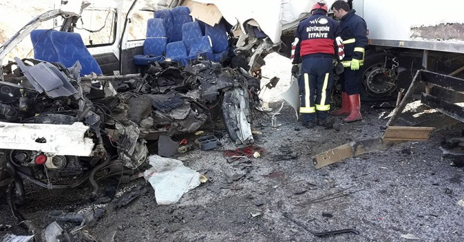 Hakkari-Van karayolundaki Kazada hayatını kaybedenlerin isimleri açıklandı