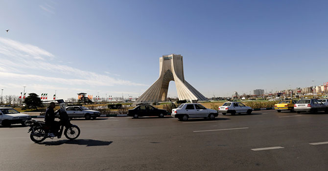 İran Cumhurbaşkanlığı Ofisi'ne girmeye çalışan kişi vuruldu