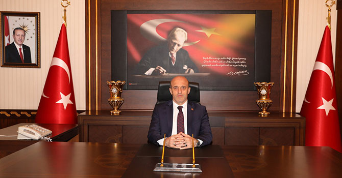 Kırklareli Valisi'nin kaçırdığı iddia edilen kadın: Ayaklarının altını öptürdü