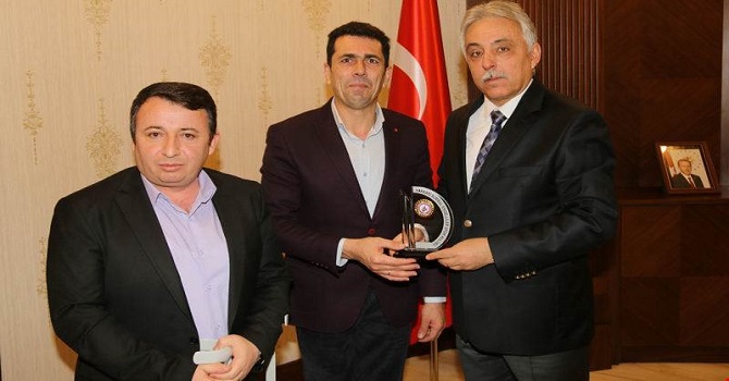 Başkan Keskin ve Ertuş Vali Toprak'ı ziyaret etti