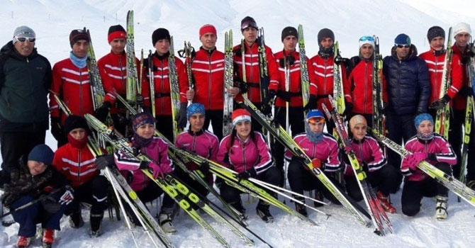 Yüksekovalı sporcular Ağrı'dan dereceyle döndüler