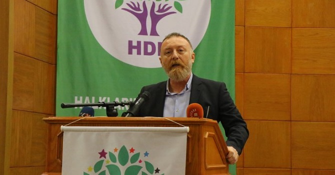 Temelli: Hiçbir şey olmamış gibi Kürdistan diyorsunuz