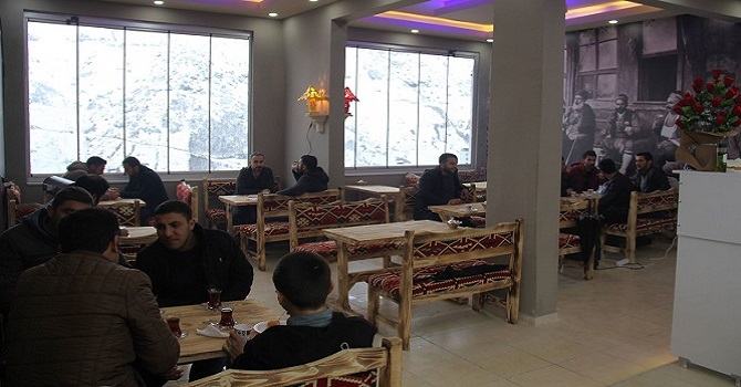 Şemdinli'de Piya Cafe hizmete açıldı