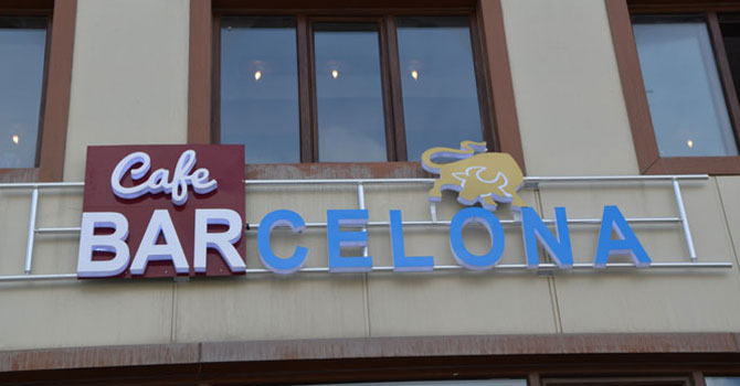 Hakkari'de Cafe Barcelona açıldı