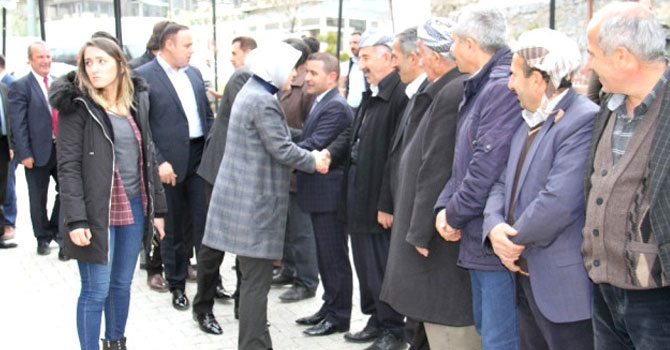 AK Partili Köseoğlu’dan Şemdinli’ye ziyaret