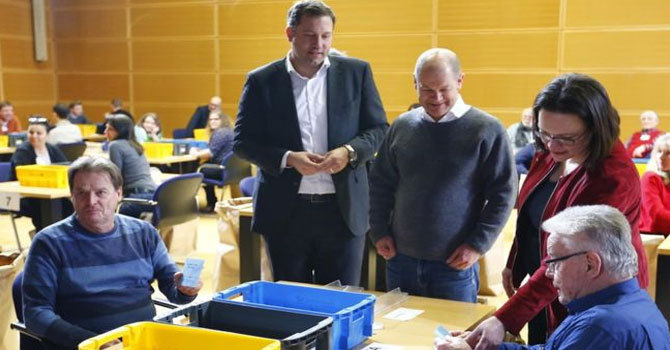 Almanya'da koalisyon hükümetine onay