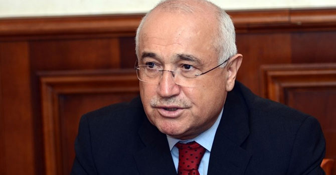 Cemil Çiçek'ten İstanbul çıkışı: Amerika mı yaptı?