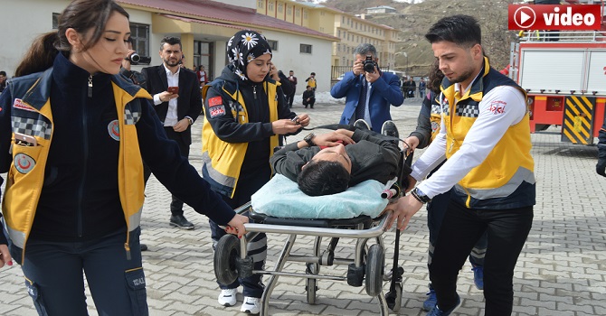 Hakkari'de Deprem Ve Yangın Tatbikatı
