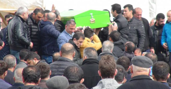 10 yaşındaki Berat Yüksekova'da toprağa verildi