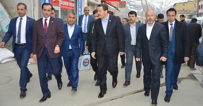 Memur-Sen Genel Başkanı Yalçın Hakkari'de!