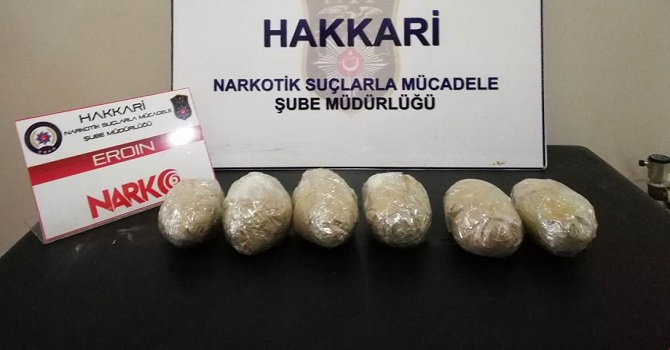Yüksekova'da 3 kilo 60 gram eroin ele geçirildi