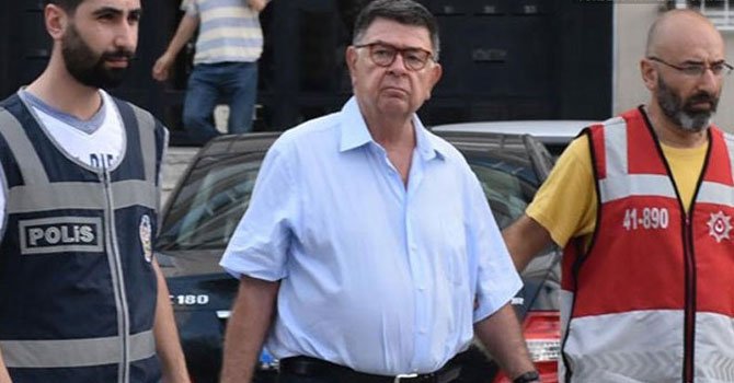Gazeteci yazar Şahin Alpay tahliye edildi