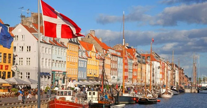 Kopenhag'daki Türkiye büyükelçiliğine saldırı